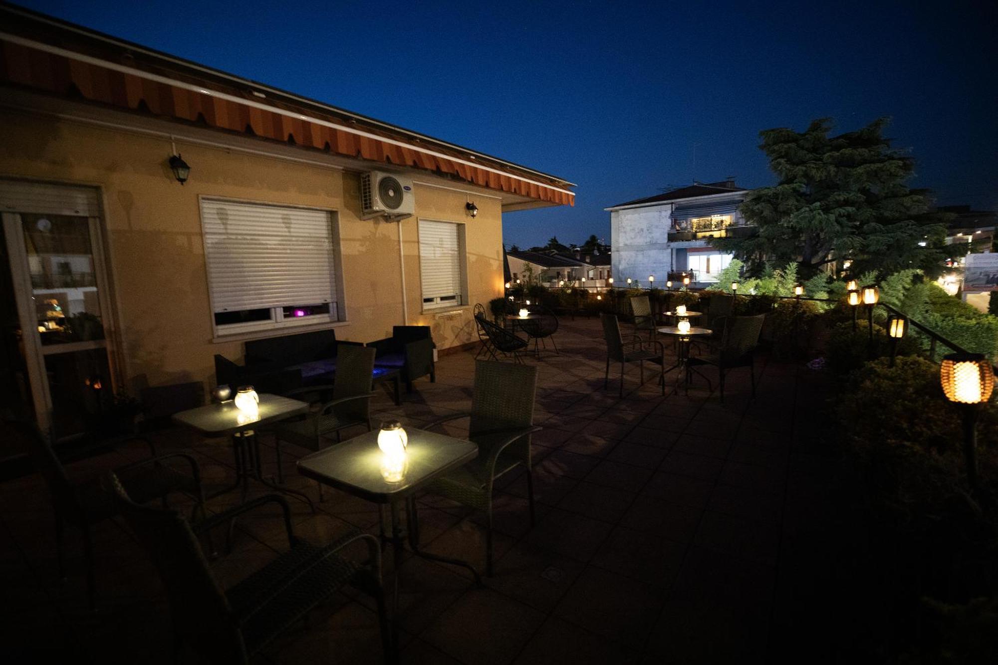 Bru Rooms Peschiera del Garda Exteriér fotografie