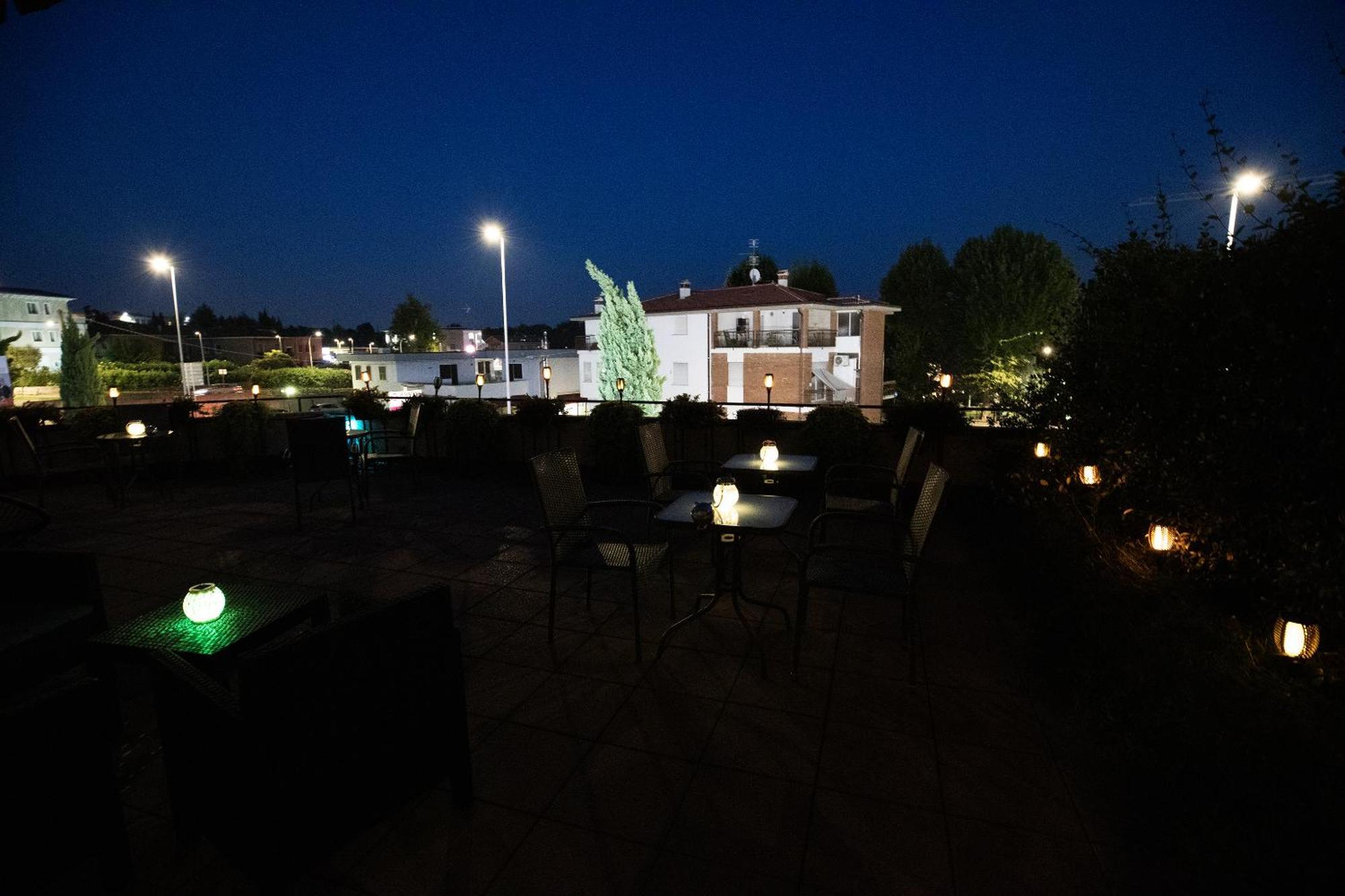 Bru Rooms Peschiera del Garda Exteriér fotografie