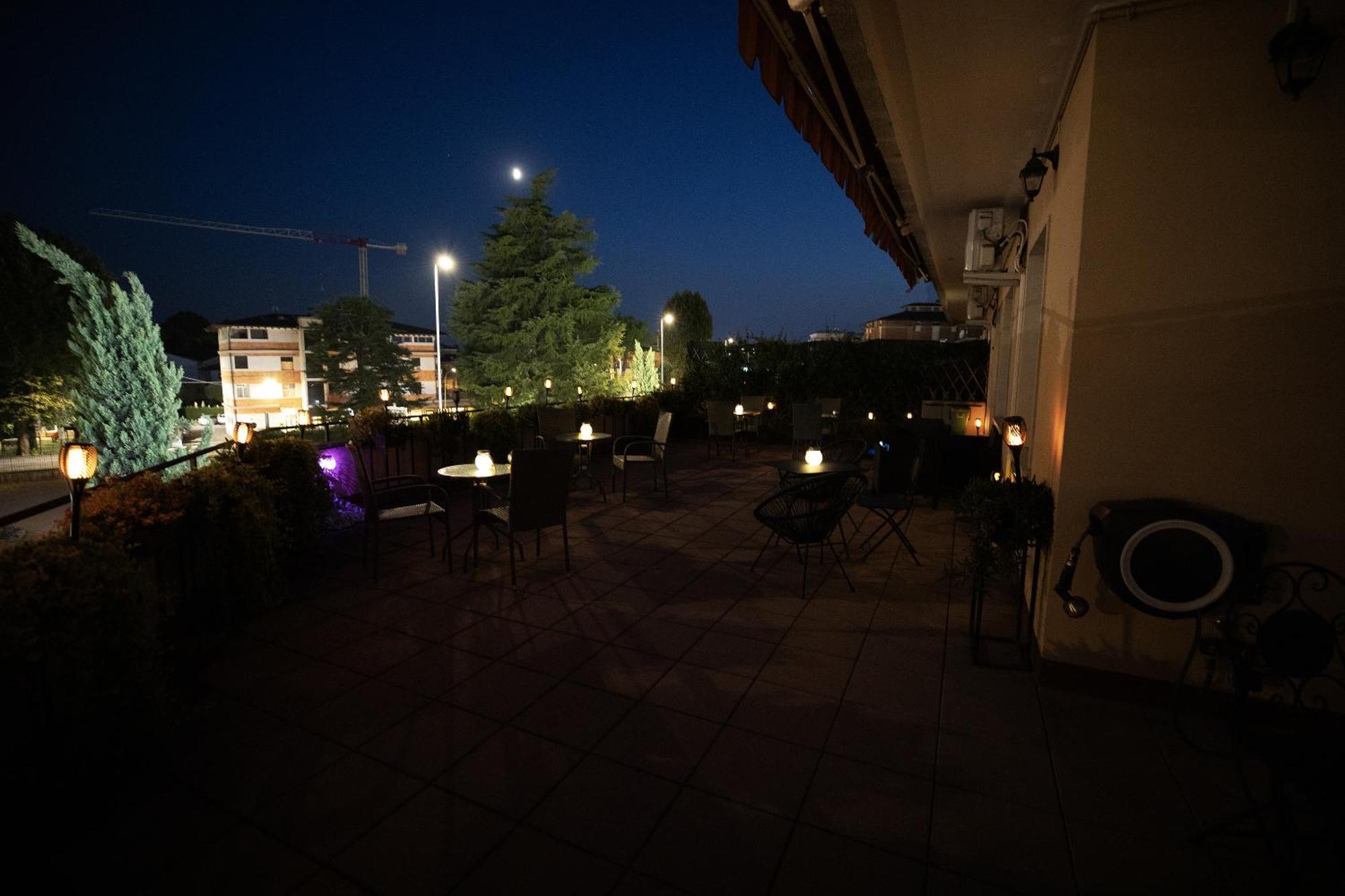 Bru Rooms Peschiera del Garda Exteriér fotografie